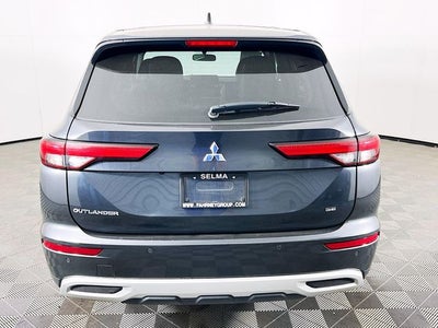 2024 Mitsubishi Outlander SE