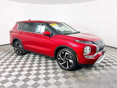 2024 Mitsubishi Outlander SE