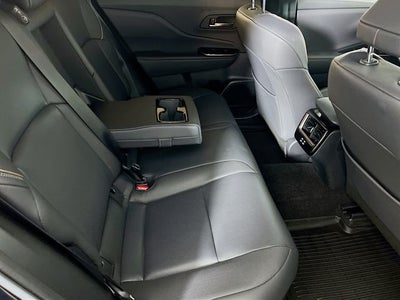 2025 Toyota Crown Signia XLE