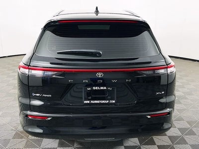 2025 Toyota Crown Signia XLE