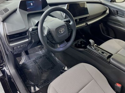 2025 Toyota Prius LE