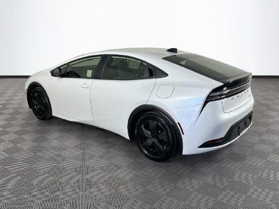 2026 Toyota Prius Plug-In Hybrid SE