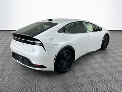 2026 Toyota Prius Plug-In Hybrid SE