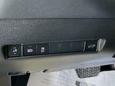 2022 Toyota Venza XLE