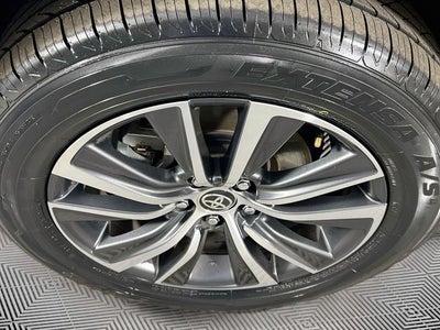 2023 Toyota Venza LE