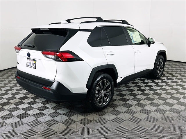 2024 Toyota RAV4 Hybrid XLE Premium
