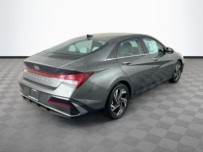 2025 Hyundai Elantra Hybrid Limited