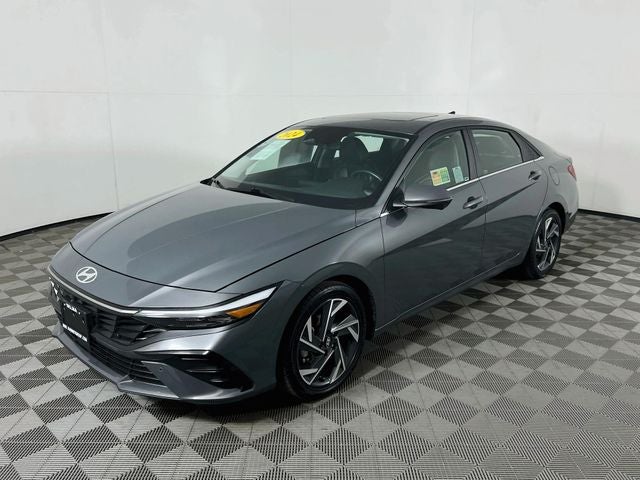 2024 Hyundai Elantra Limited