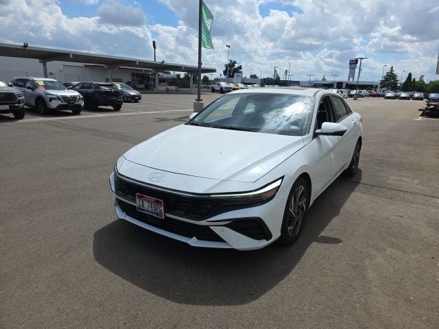 2024 Hyundai Elantra Limited