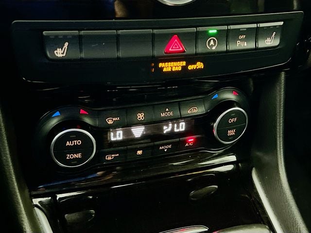 2018 INFINITI QX30 Premium