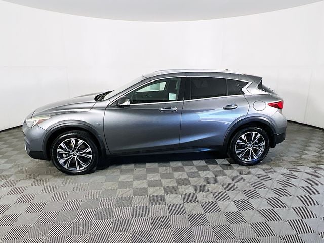 2018 INFINITI QX30 Premium