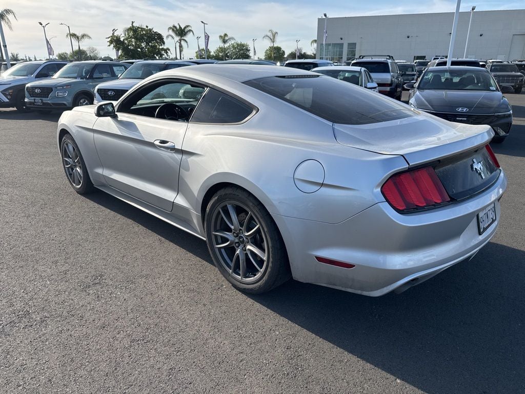 2015 Ford Mustang V6