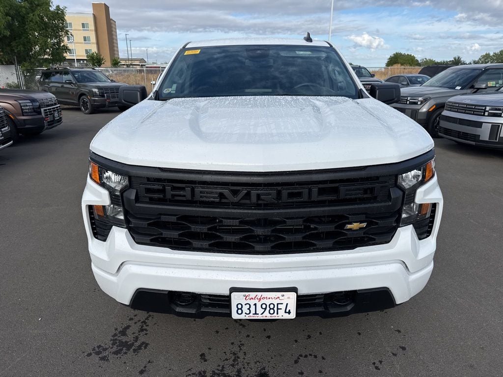 2025 Chevrolet Silverado 1500 Custom