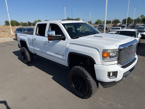 2016 GMC Sierra 2500HD Denali