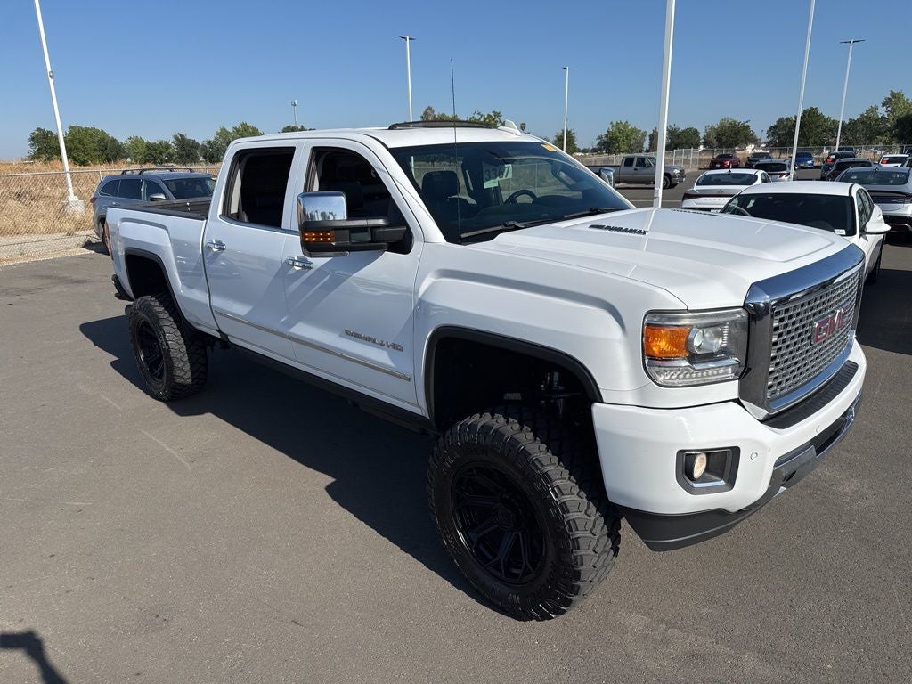 2016 GMC Sierra 2500HD Denali