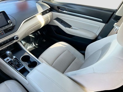 2022 Nissan Altima 2.5 SV