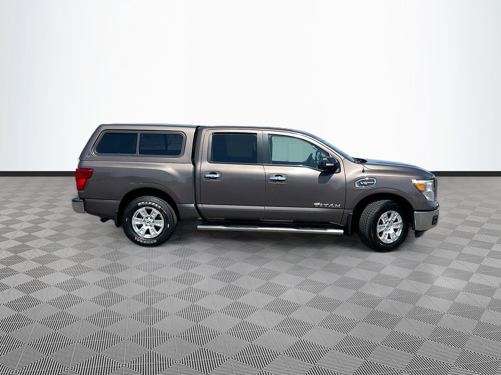 2017 Nissan Titan SV