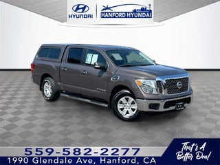 2017 Nissan Titan SV