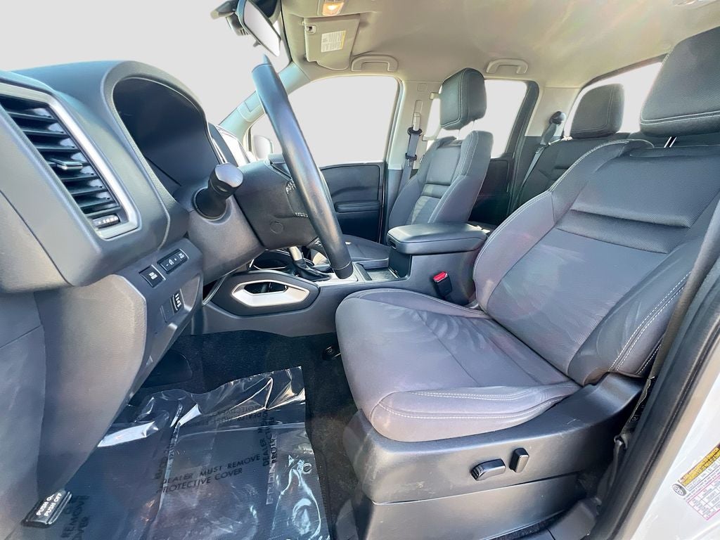 2022 Nissan Frontier SV