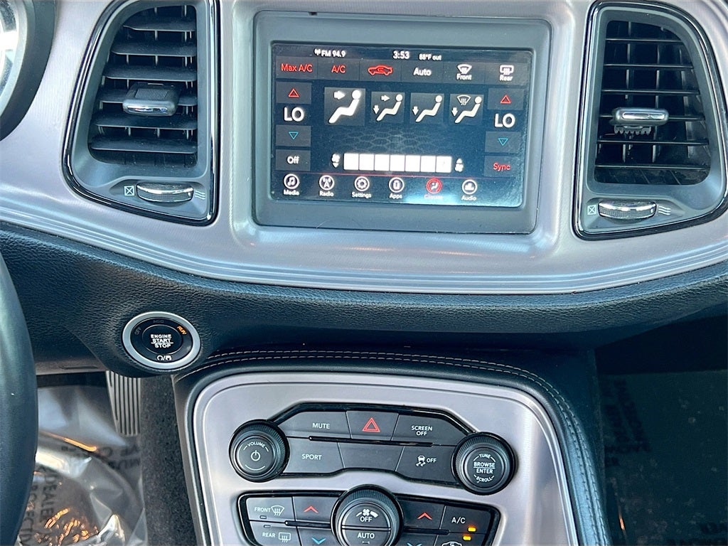 2023 Dodge Challenger SXT