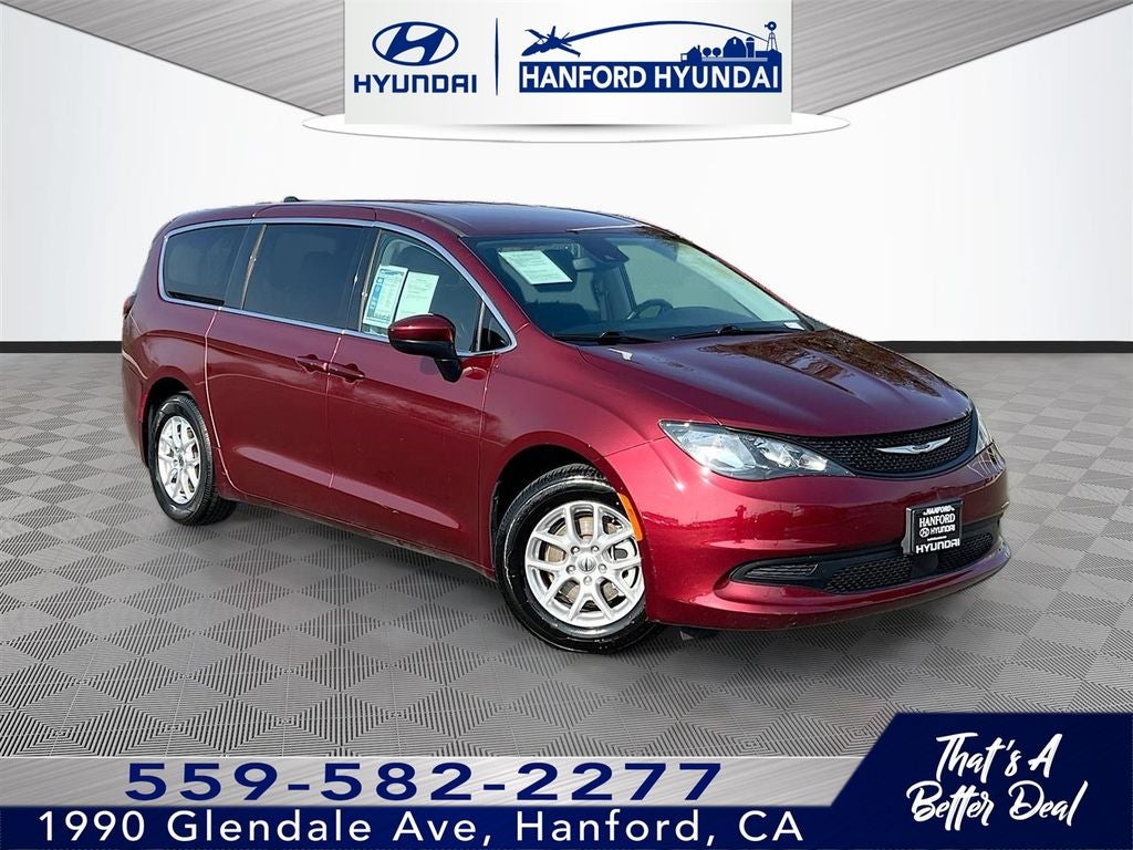 2023 Chrysler Voyager LX