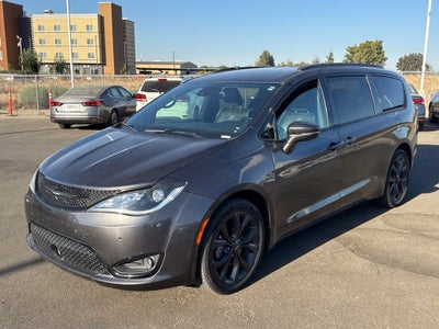 2019 Chrysler Pacifica Limited