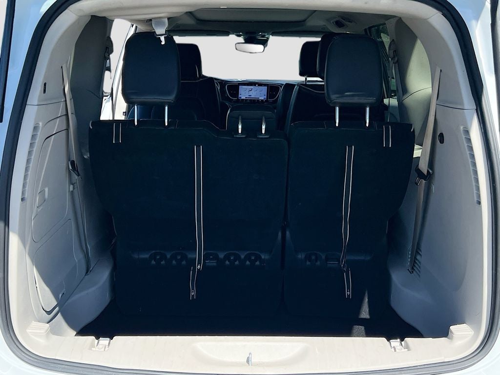 2023 Chrysler Pacifica Hybrid Limited