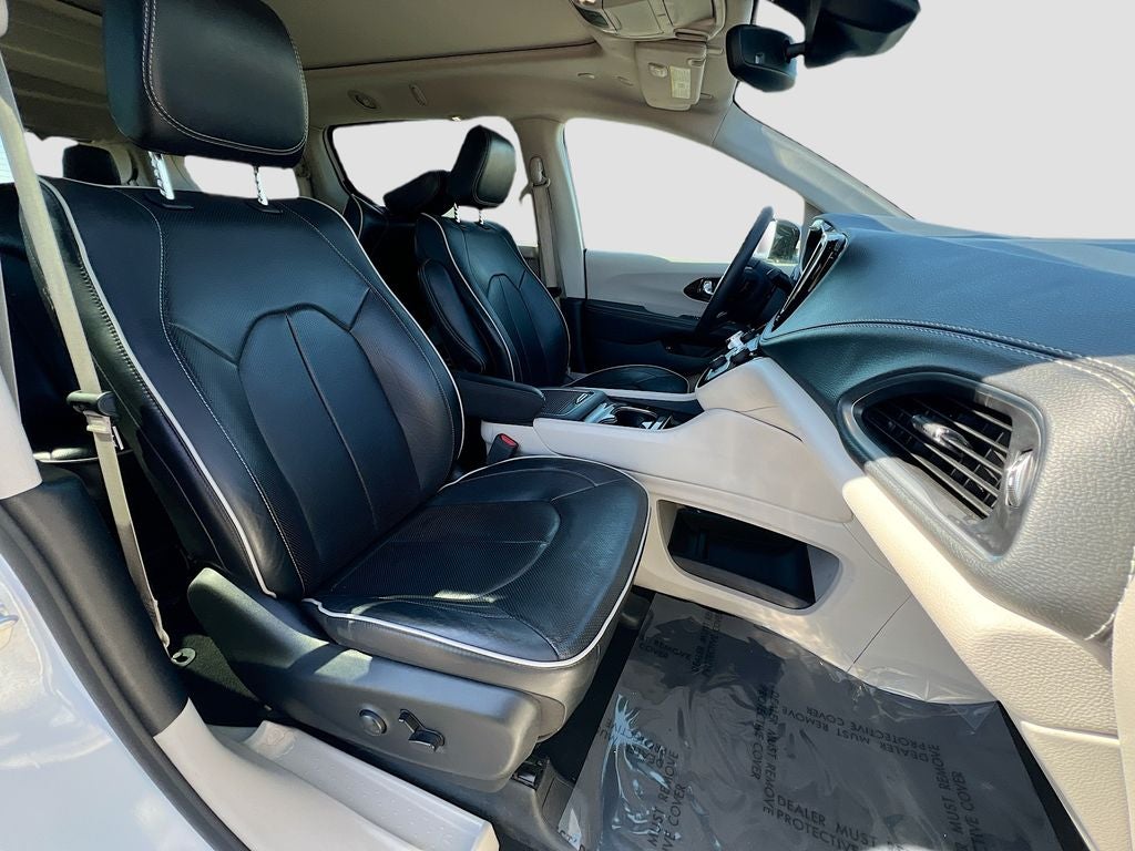 2023 Chrysler Pacifica Hybrid Limited