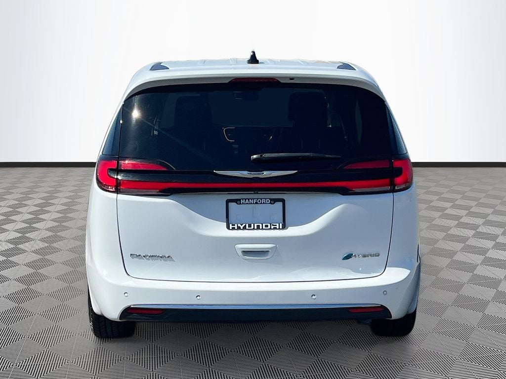 2023 Chrysler Pacifica Hybrid Limited