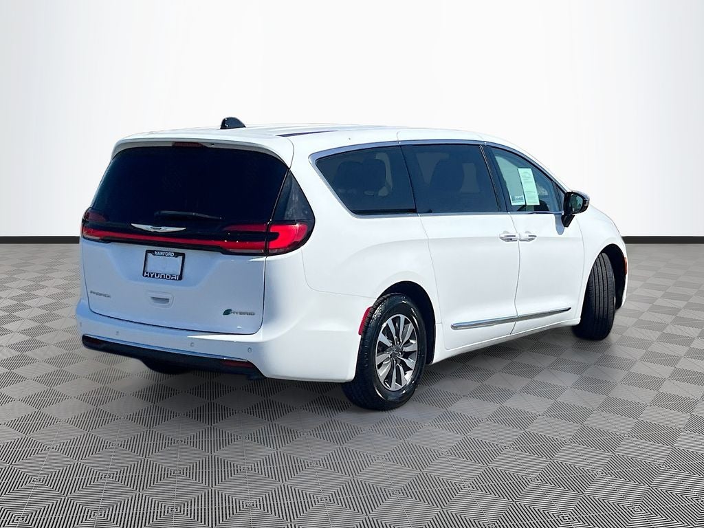 2023 Chrysler Pacifica Hybrid Limited