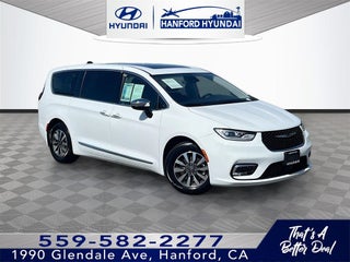 2023 Chrysler Pacifica Hybrid Limited