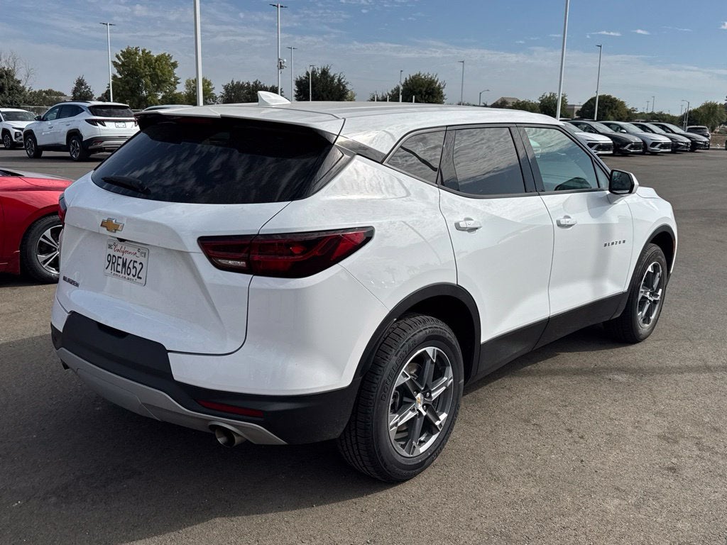 2025 Chevrolet Blazer LT