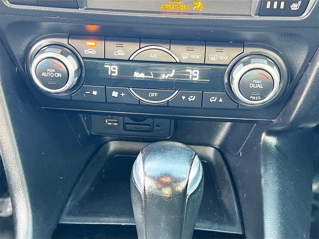 2018 Mazda Mazda3 Touring