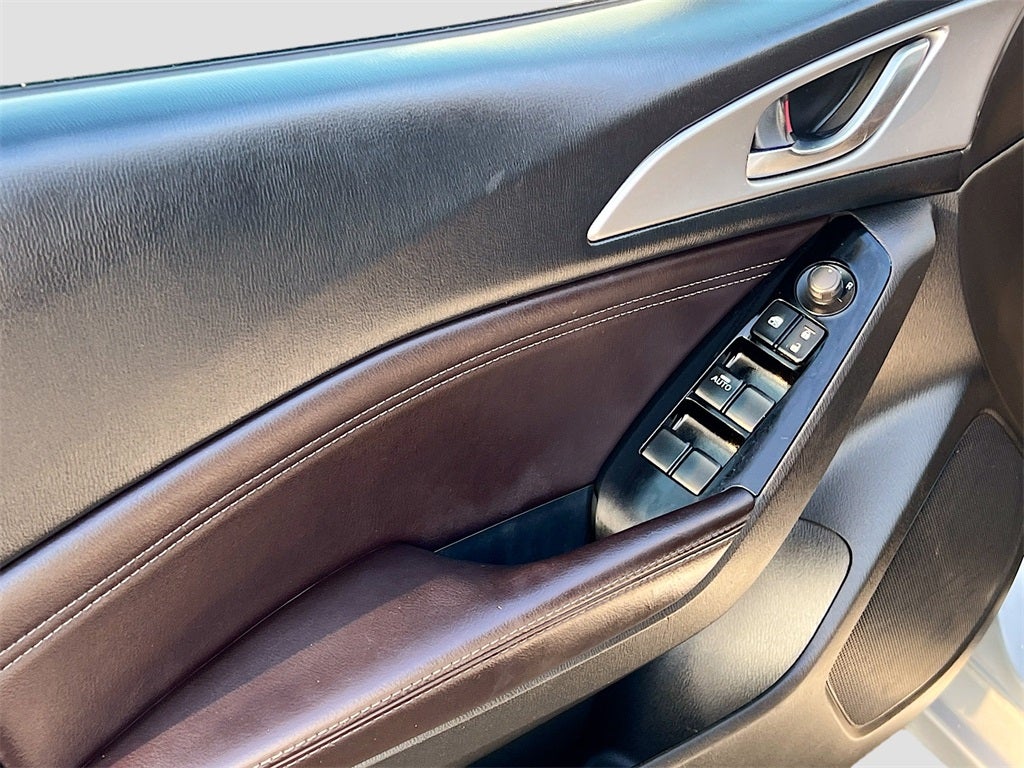 2018 Mazda Mazda3 Touring