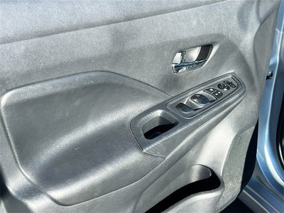 2023 Nissan Versa 1.6 SV