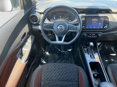 2021 Nissan Kicks SR
