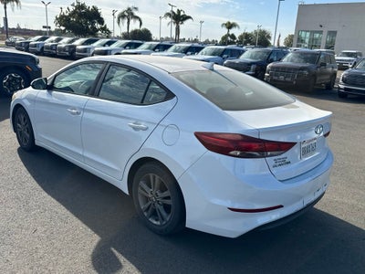 2017 Hyundai Elantra SE