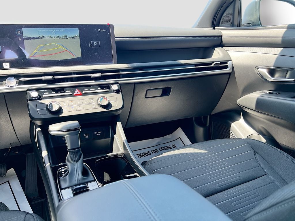 2025 Hyundai Santa Cruz SE