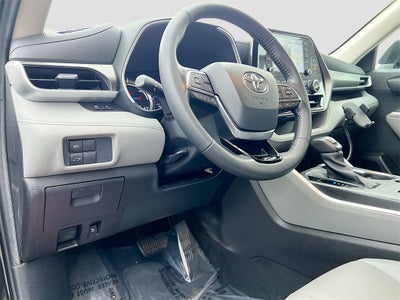 2021 Toyota Highlander Hybrid XLE