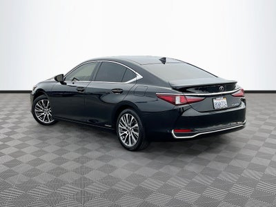 2019 Lexus ES 300h