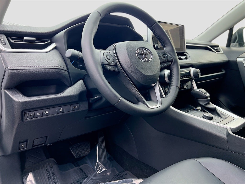 2025 Toyota RAV4 Hybrid XLE Premium