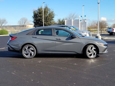2025 Hyundai Elantra Hybrid SEL Sport