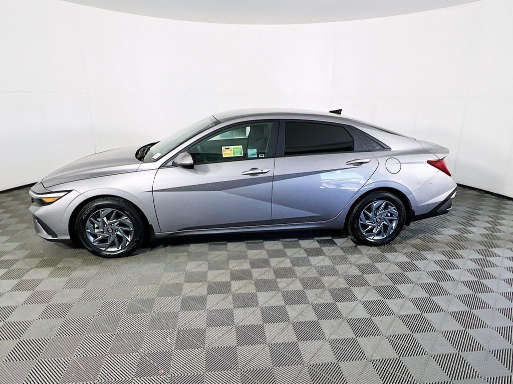 2024 Hyundai Elantra Hybrid Blue
