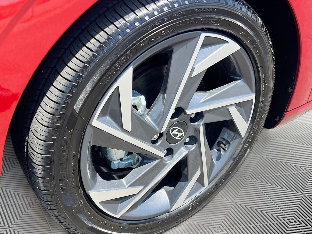 2025 Hyundai Elantra Hybrid Limited