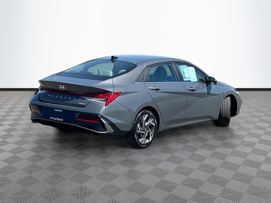 2024 Hyundai Elantra Limited