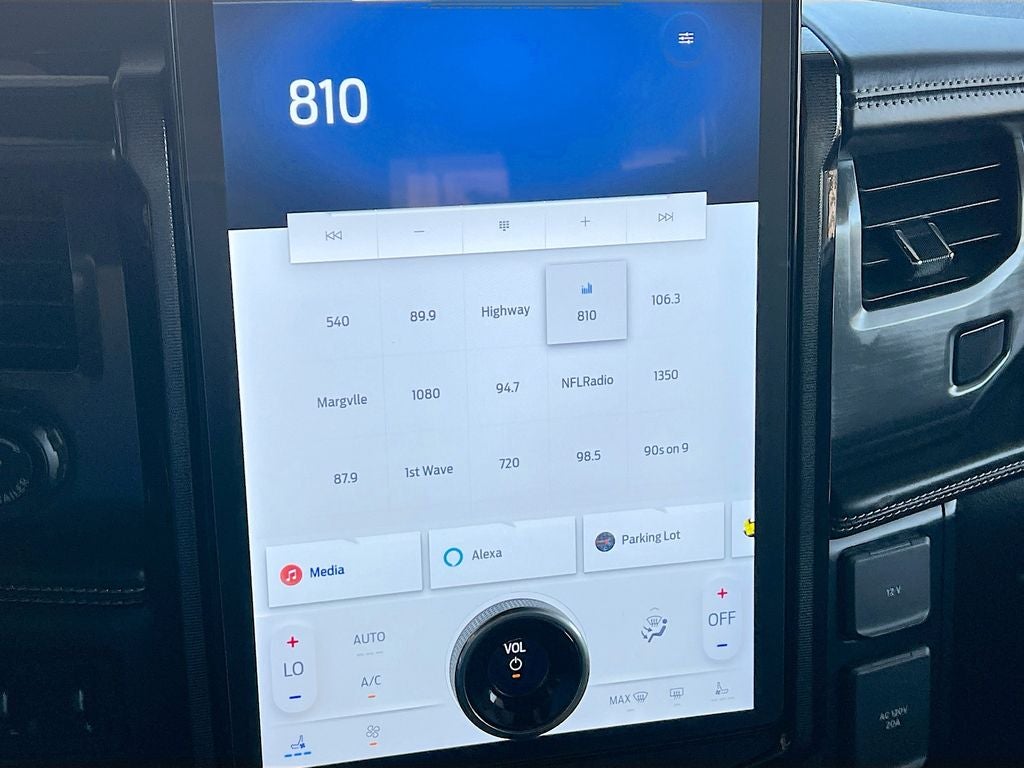 2023 Ford F-150 Lightning Platinum