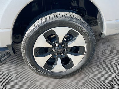 2023 Ford F-150 Lightning Platinum