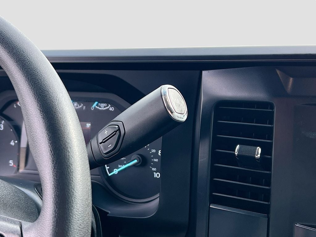 2025 Ford F-350SD XLT DRW