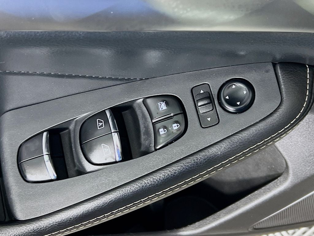 2023 Nissan Maxima SV