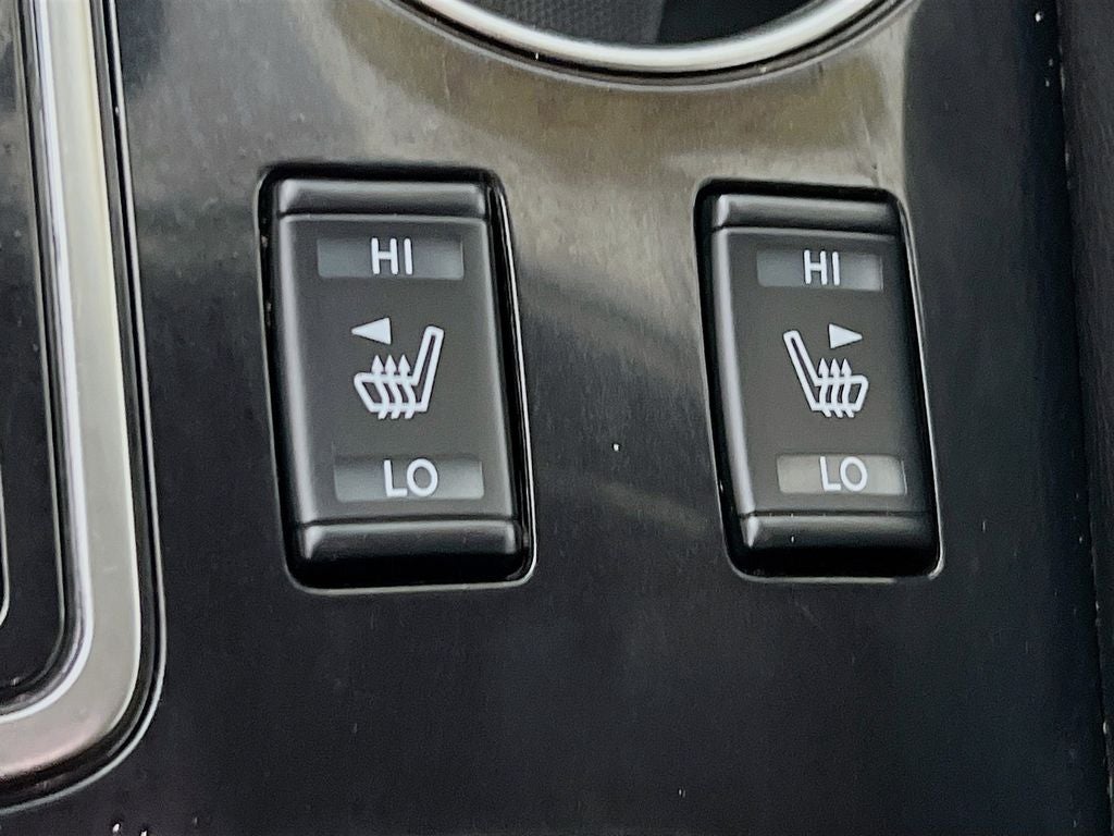 2023 Nissan Maxima SV